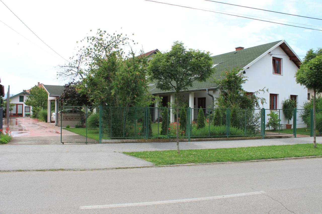 Boulevard Garden House - Free And Save Parking In The Locked Yard Ćuprija Eksteriør bilde