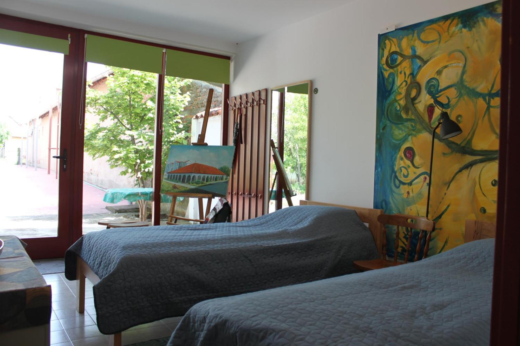 Boulevard Garden House - Free And Save Parking In The Locked Yard Ćuprija Eksteriør bilde