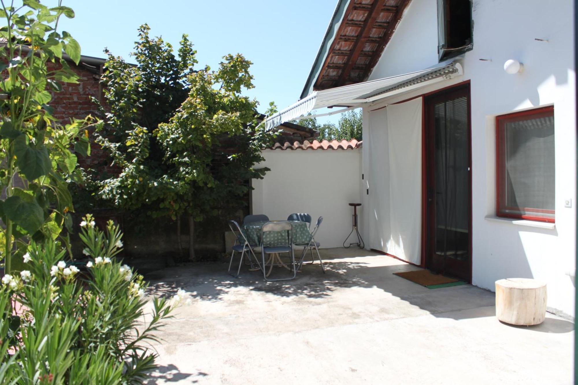Boulevard Garden House - Free And Save Parking In The Locked Yard Ćuprija Rom bilde